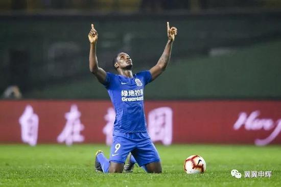 九游体育官网包含上海申花内部会议纪要流出：最后时刻外线爆发；美洲杯使命明确；年轻球员获得机会的词条