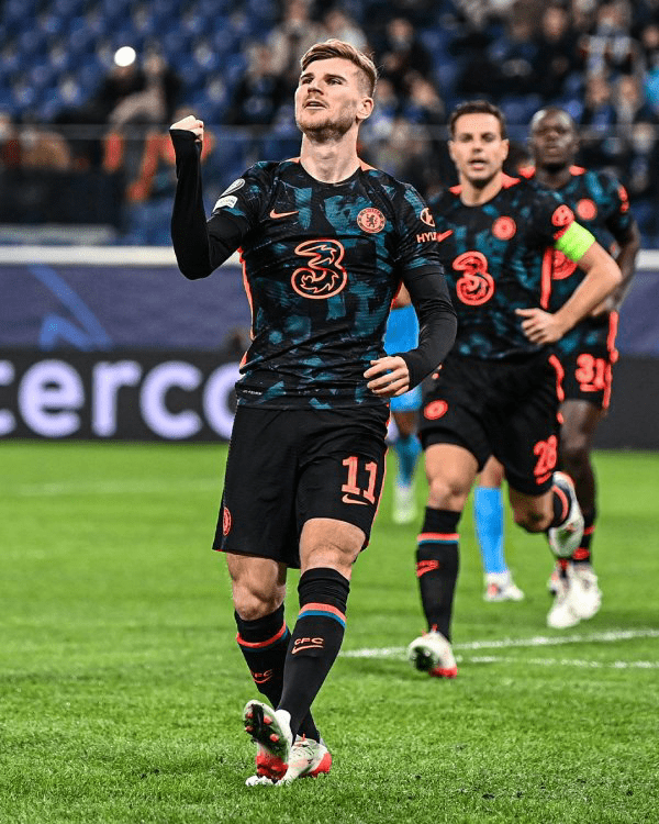 九游体育关于赛地聚焦：欧冠集结日热度飙升，尼斯迎来里程碑，质疑声仍在，医务组通报恢复的信息